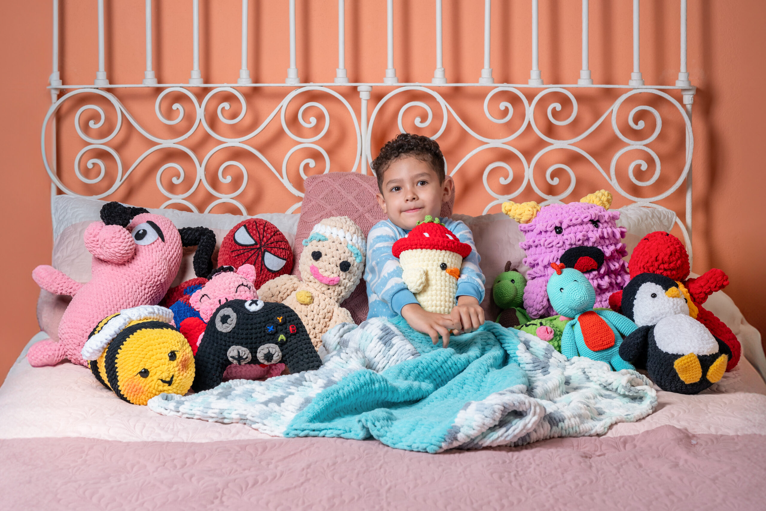 From Puebla to the World: Estambres Karina, the Brand that Challenges Prejudices and the Knitting Community with Purpose and Passion